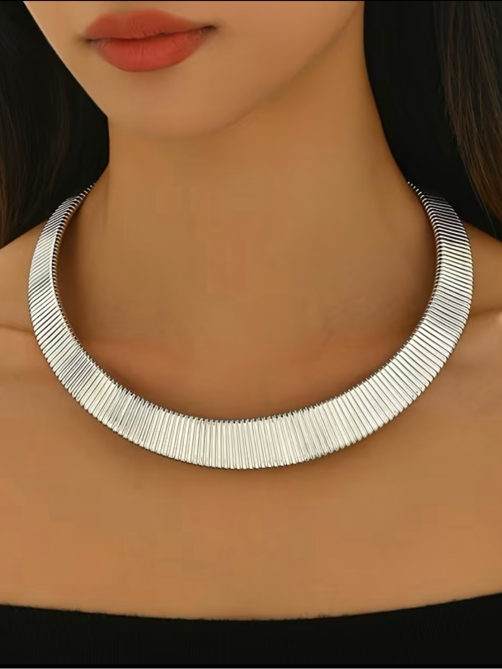 NEW! Silver Ribbed Collar Necklace . Cleopatra Statement Necklace🩶  A3-104
